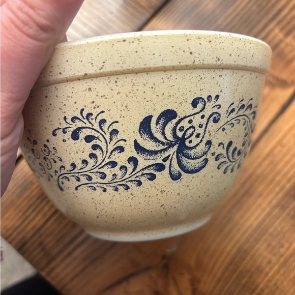 Pyrex Other - Pyrex 401 homestead